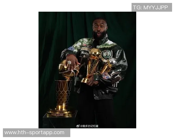 杰伦布朗突破生涯12万分感慨詹姆斯如何累积42万分的秘密 杰伦布朗突破生涯12万分感慨詹姆斯如何累积42万分的秘密