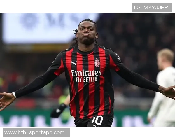 米兰小胜拉齐奥球迷热议福法纳搞笑表现与阿莱格里红牌事件