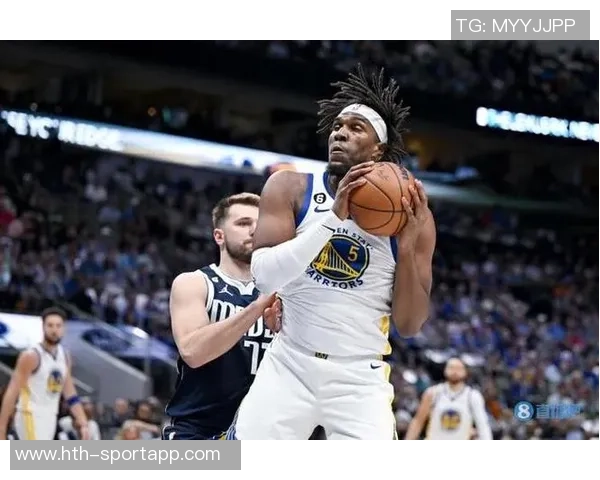 卢尼半场表现出色高效6中4贡献8分3篮板2助攻依然是卢姥爷